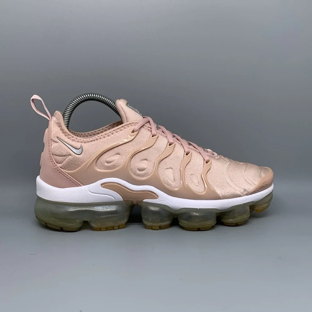 Nike Air VaporMax Plus Pink Oxford DM8327-600 Women's‎ Sz 8.5
